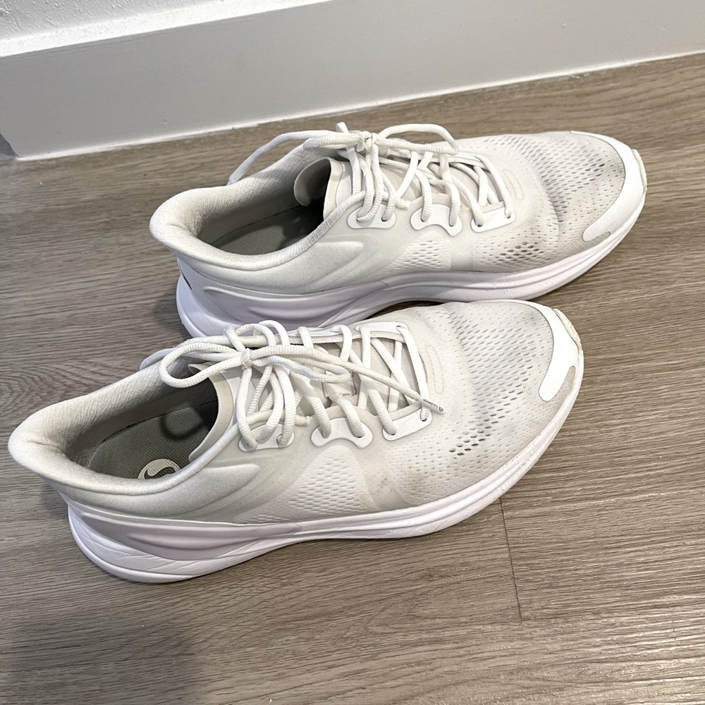 Lululemon Blissfeel Shoes